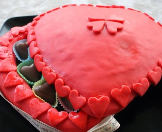 Chocolate box heart cake
