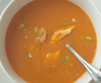 Spicy Chicken and Red Pepper Soup