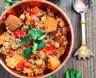 Detox recept: Quinoa zoete aardappel en kikkererwten in pittige curry