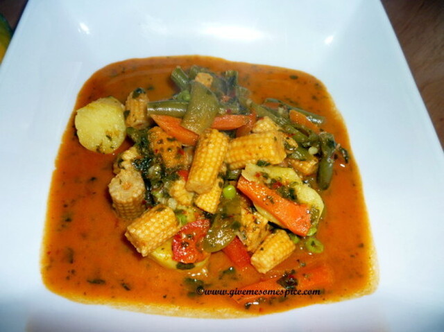 Red Thai Curry with mixed vegetables