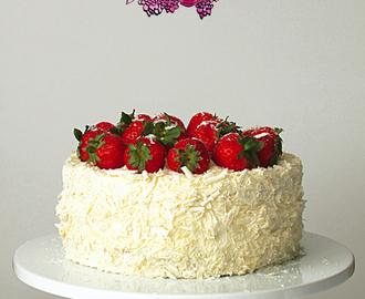 Strawberry and White Chocolate Cream Cake