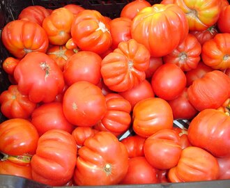 Experiment: Tomatenconsommé mit Einlage