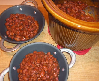Slow-Cooker Cowboy Beans with Bacon