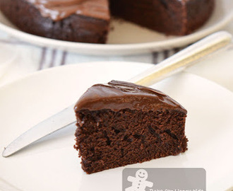 A Very-Homely Chocolate Cake (Barefoot Contessa)