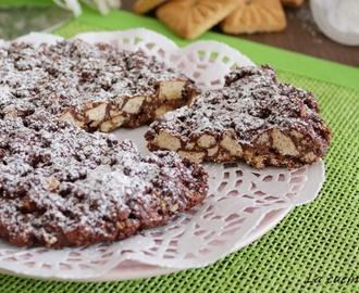 Torta croccante biscotti e cioccolato – senza cottura