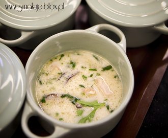 Tajska Zupa z kurczakiem i mlekiem kokosowym (Tom Kha Gai)
