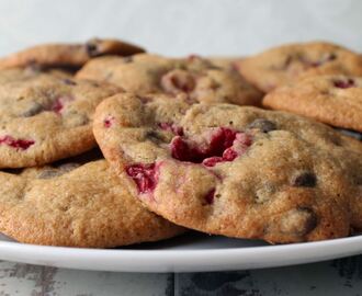 Gluten free chocolate and raspberry cookie recipe