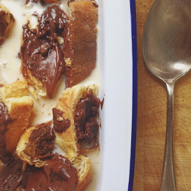 chocolate croissant bread & butter pudding
