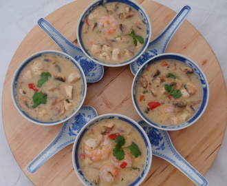 Tom Kha Gai – pikantna zupa z krewetkami i mlekiem kokosowym według Kurta Schellera
