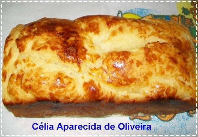Pão caseiro rápido, não precisa sovar a massa, de Célia Aparecida de Oliveira