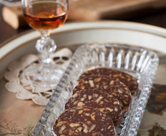 Russian Monday: "Shokoladnaya Kalbaska" - Chocolate Biscuit Salami with Walnuts & Rum