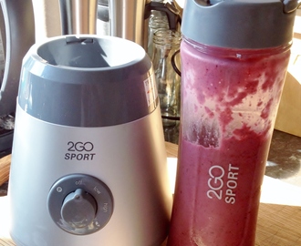 Strawberry, Blueberry  & Apple Smoothie Recipe & Kenwood 2 Go Sport Review