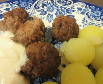 Lihapullat (gluteenittomat, munattomat) ja kermaviilikastike