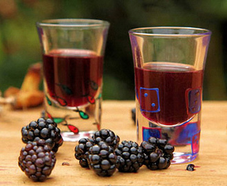 Как приготовить ежевичное вино в домашних условиях