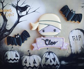 Halloween Cookies - How to make MUMMY COOKIES with name banner for Halloween