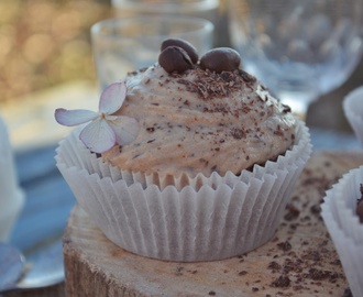 Csokis cupcake kávés mandulás krémmel - paleo