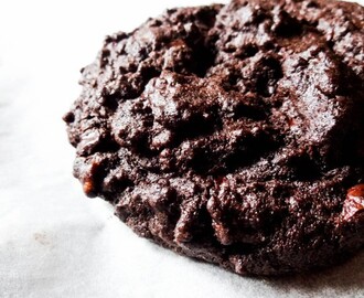 Totally Chocolate Chocolate Chips Cookies