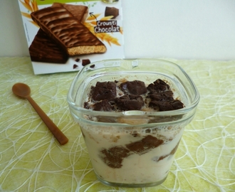 yaourts maison aux biscuits allégés nappés chocolat noir à seulement 130 kcal (diététiques et riches en fibres)