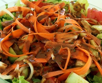 Raw Food Recipe: Super Salad with Balsamic Tahini Dressing