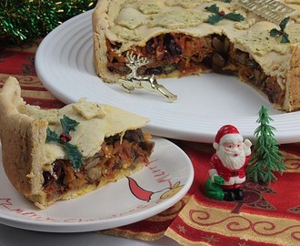 A Vegan - Vegetarian Christmas Centrepiece Raised Pie