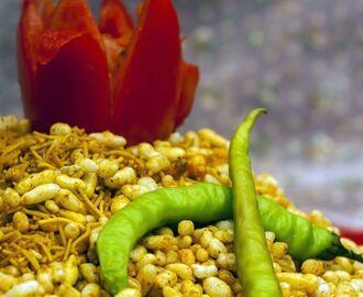 Gujarati Snacks Sev Mamara Recipe