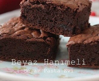 3 malzemeli çikolatalı brownie kek (şekersiz,yağsız,unsuz)