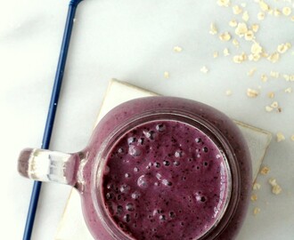 Blueberry Oatmeal Breakfast Smoothie