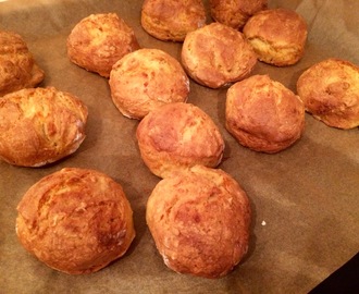 Leftover veggie savoury scones = Lovely and easy!
