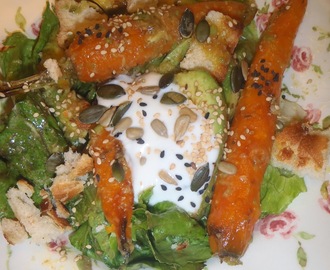 Amanida de pastanagues especiades al forn i alvocat - Ensalada de zanahorias especiadas al horno y aguacate