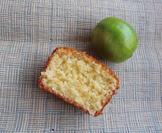 Cake au citron vert et à la noix de coco