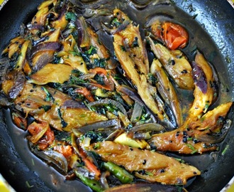 Quick Bengali Fish Curry with Nigella Seeds