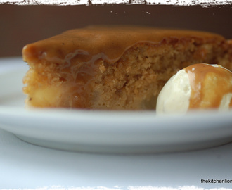 NIGEL SLATER`S SEPTEMBER CAKES PART II  - Cinnamon Pear Cake with Vanilla Fudge Sauce
