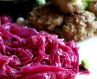 Danish Red Cabbage - This is a great side dish for the Frikadeller (click HERE for Frikadeller recipe) or any other Danish recipe … | Side Dish Recipes in 2018 | Pinterest | Recipes, Danish food and Cabbage