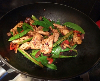 Healthy, easy spicy chicken stir-fry