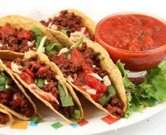 Receita de Tacos Mexicanos, Tacos é uma comida típica Mexicana, Por conta da proximidade com os Estados Unidos, há diferenças entre as receitas dos dois países.