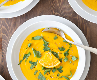 Orange, red lentil and roast carrot soup