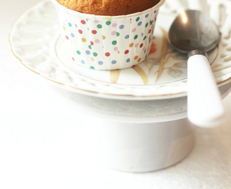 Vanilla Cupcakes: Full Proof Recipe
