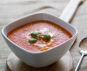 Easy Vegan Tinned Tomato and Basil Soup Recipe