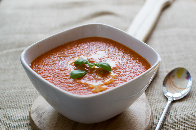 Easy Vegan Tinned Tomato and Basil Soup Recipe