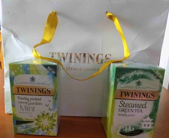 Tea for two or two for tea ! (review)