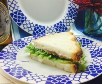 Sandwich de anchoa, lechuga y mahonesa.  Felipada bilbaína.