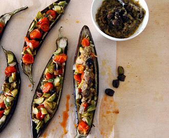 Melanzane ripiene di verdure e crema leggera alle olive taggiasche