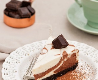 Cheesecake de Chocolate Blanco y Negro (sin hornear)