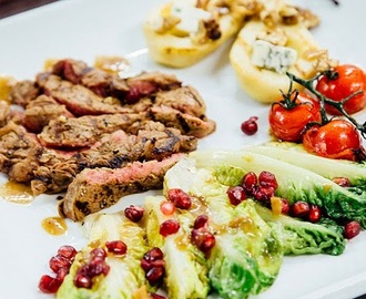 Telegraph Fabulous Foodie Entry..Coffee Marinated Ribeye Steak with Griddled Pears, Gorgonzola and Walnuts and Griddled Little Gem Lettuce & dressing