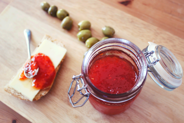 Chilli jam – sweet and hot