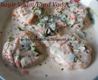 Thayir Vadai/Curd Vadai/Dahi Vadai/Uraddal Vadai Soaked in Yogurt