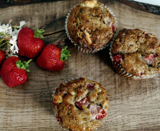 Strawberry Breakfast Muffins with White Chocolate