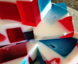 Red, White and Blue Broken Glass Jell-o #SundaySupper