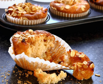 Caramelised Apple and Maple Syrup Muffins