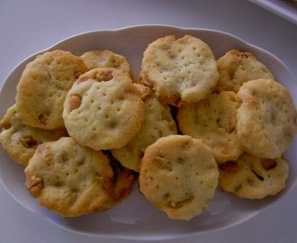 Biscotti salati alle arachidi
